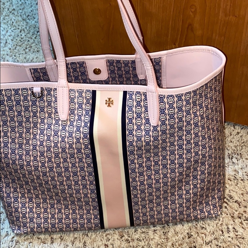 Tory Burch purse